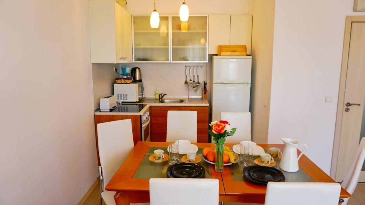 Apartment Marina Residence - Апартамент Марина Резидънс Kavarna Exterior foto
