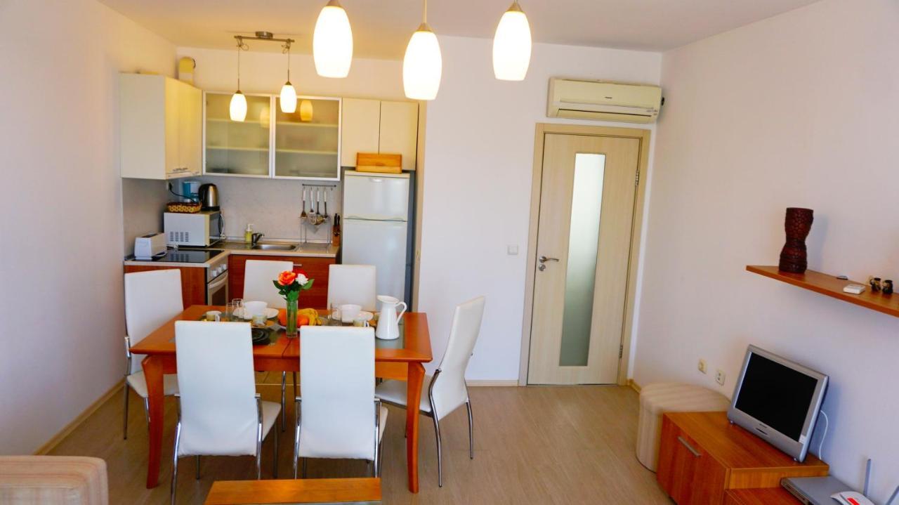 Apartment Marina Residence - Апартамент Марина Резидънс Kavarna Exterior foto