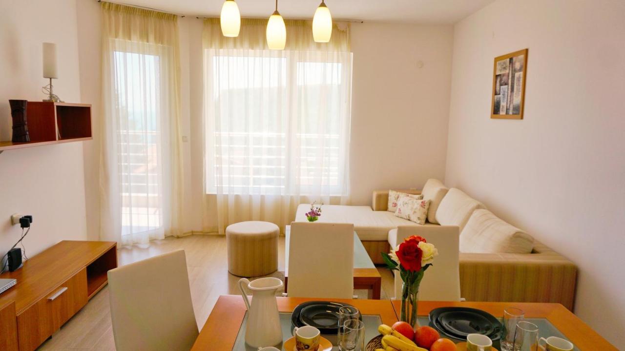 Apartment Marina Residence - Апартамент Марина Резидънс Kavarna Exterior foto