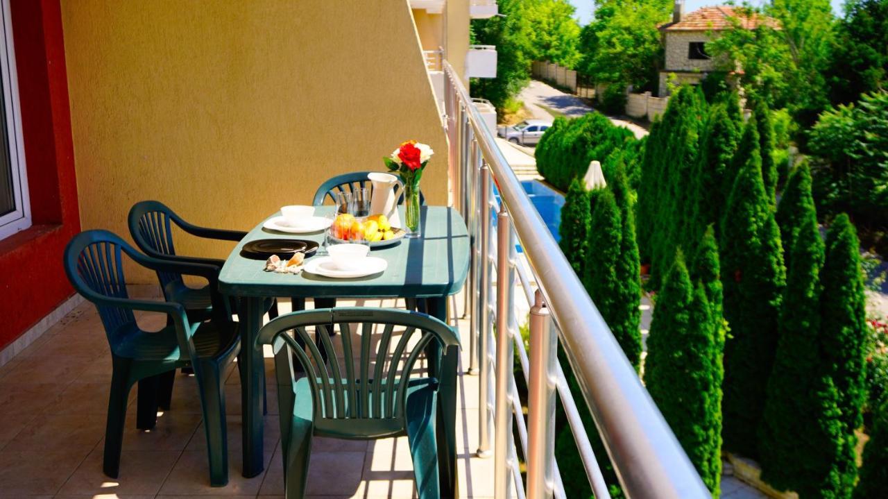 Apartment Marina Residence - Апартамент Марина Резидънс Kavarna Exterior foto